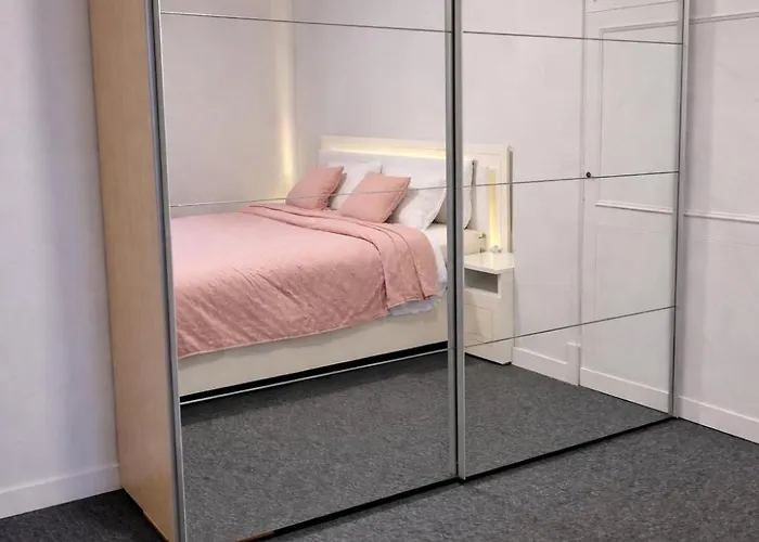 T2 De 40m2 - Parking-metro Barriere De Paris 10min アパート